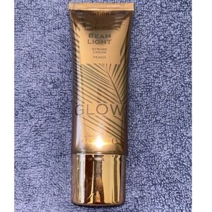 Revolution Glow Beam Light Strobe Cream Illuminating Peach Primer Moisturizer